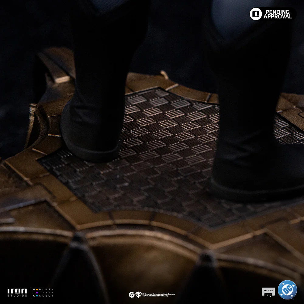 [PREORDER] Absolute Batman | 1:10 Scale Statue | Iron Studios - Image 12