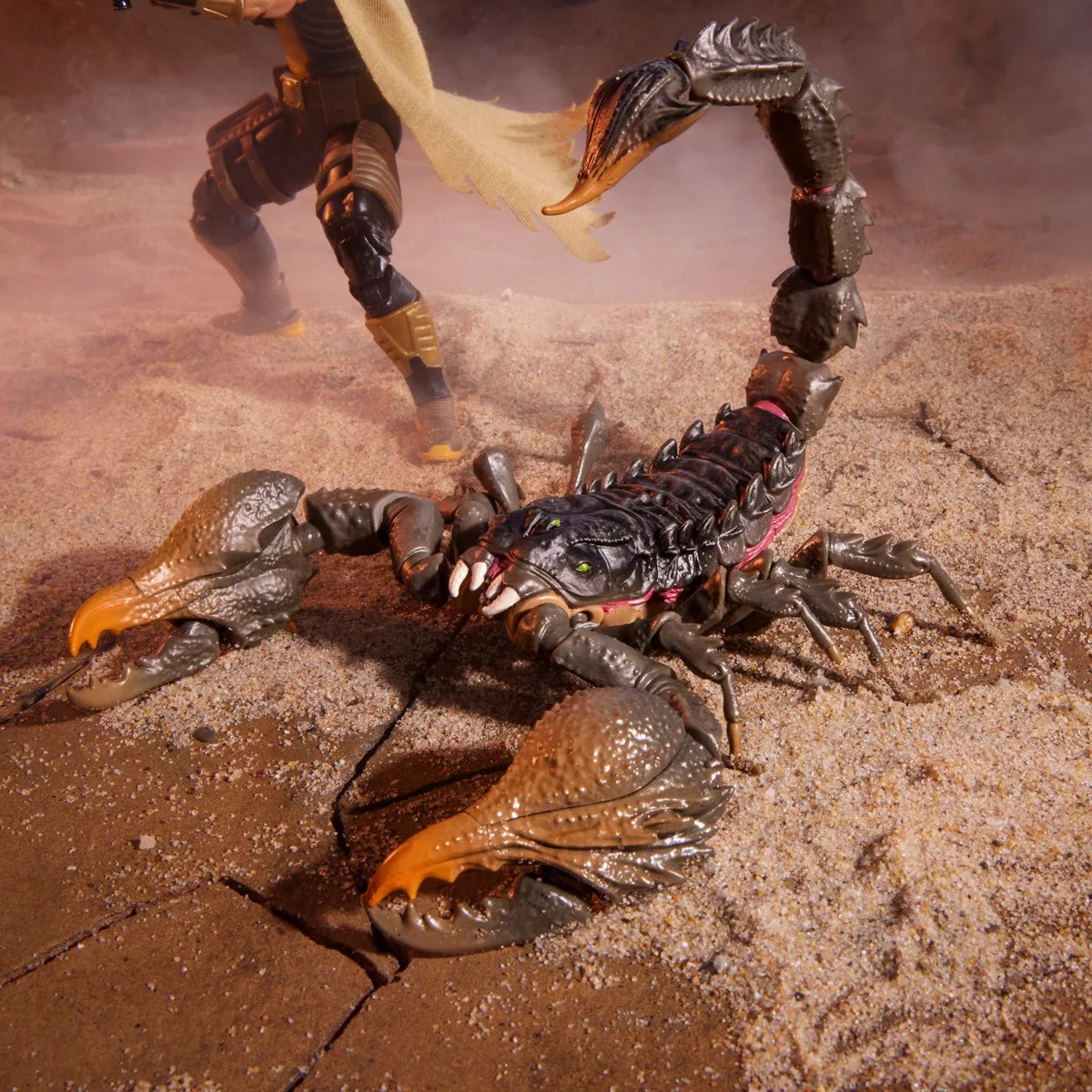G.I. Joe Classified Series Deluxe Cobra Desert Scorpion & SKRP10N-25 6-Inch Action Figure - Image 11