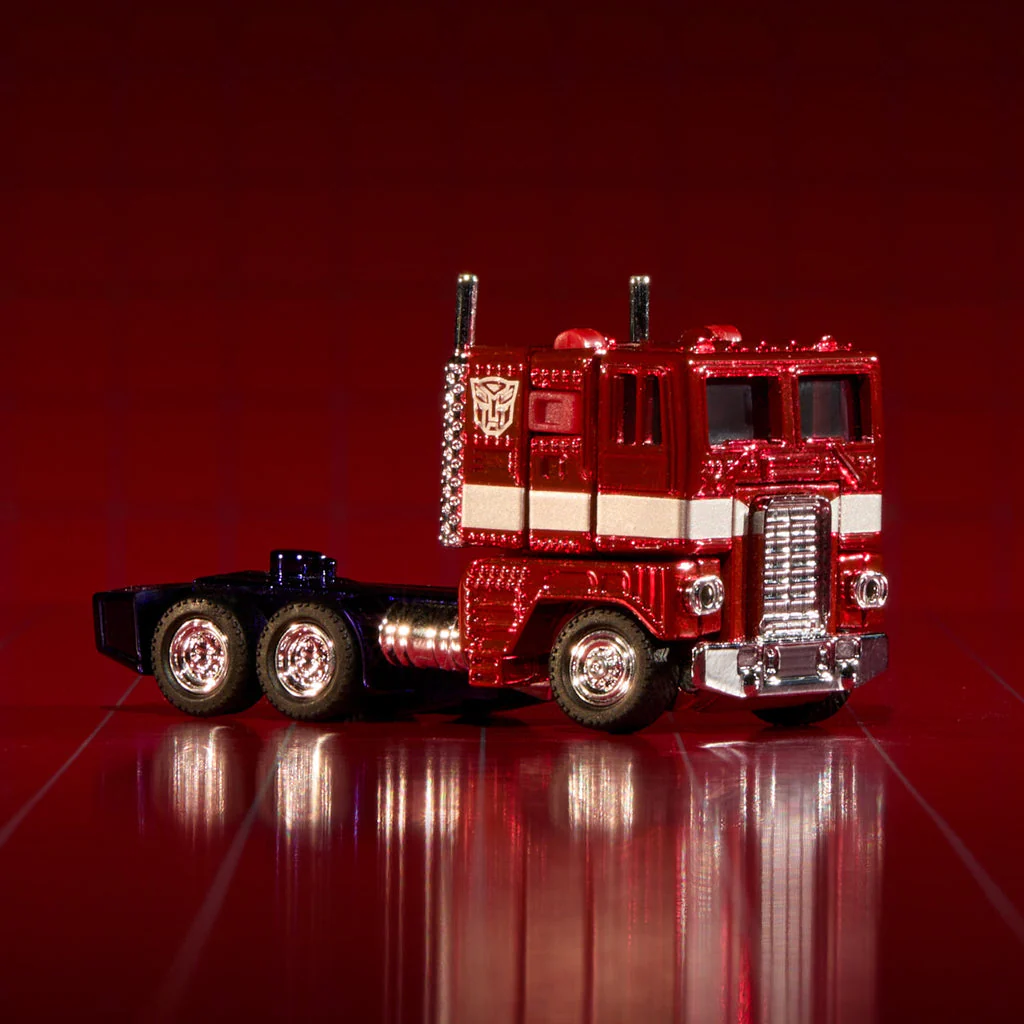 Hot Wheels Transformers Optimus Prime (Creations Exclusive) - Image 2