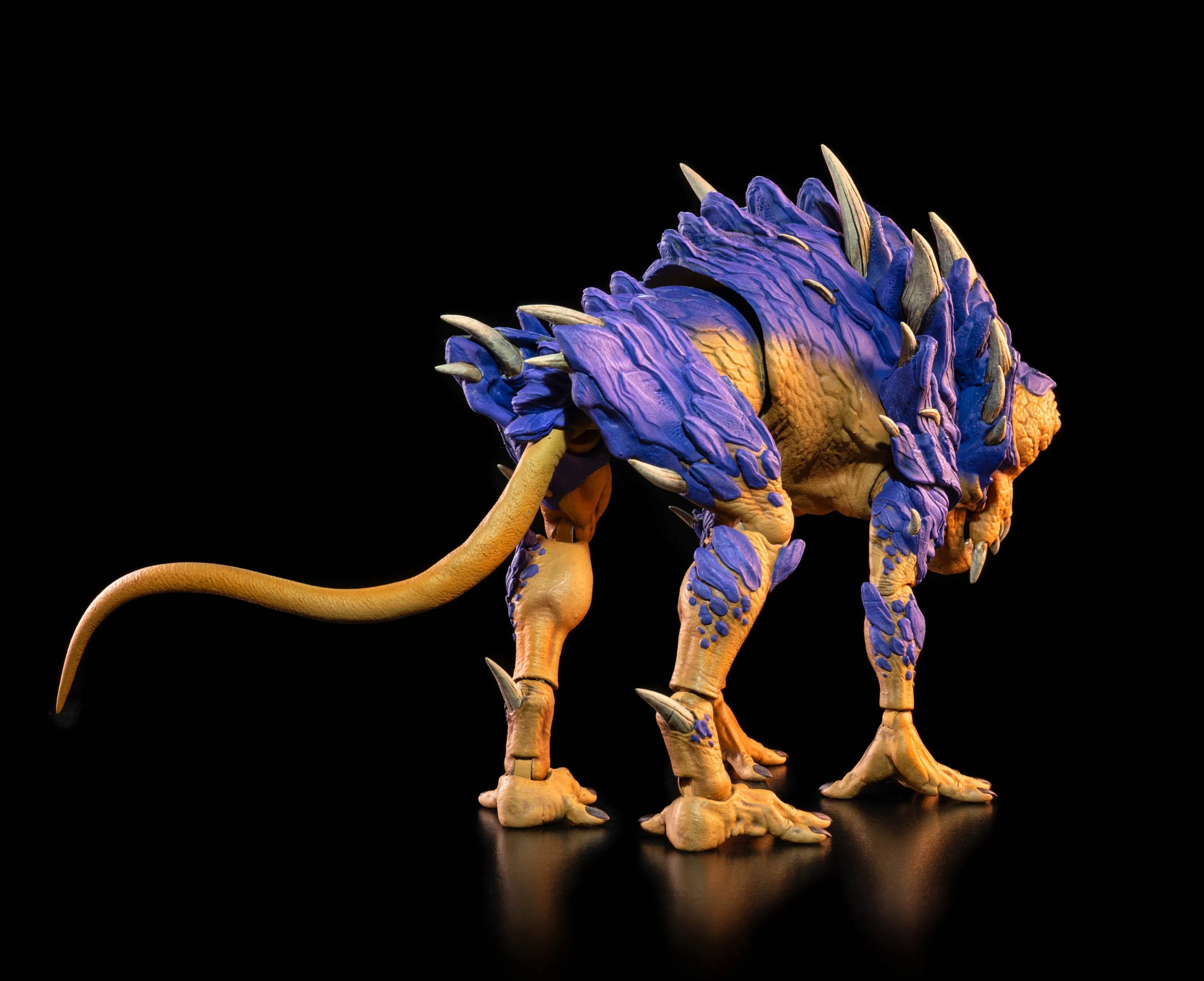 Lowland Scapeback (OxKrewe - Book One, Thraxxon) | Cosmic Legions Action Figure | Four Horsemen - Image 4