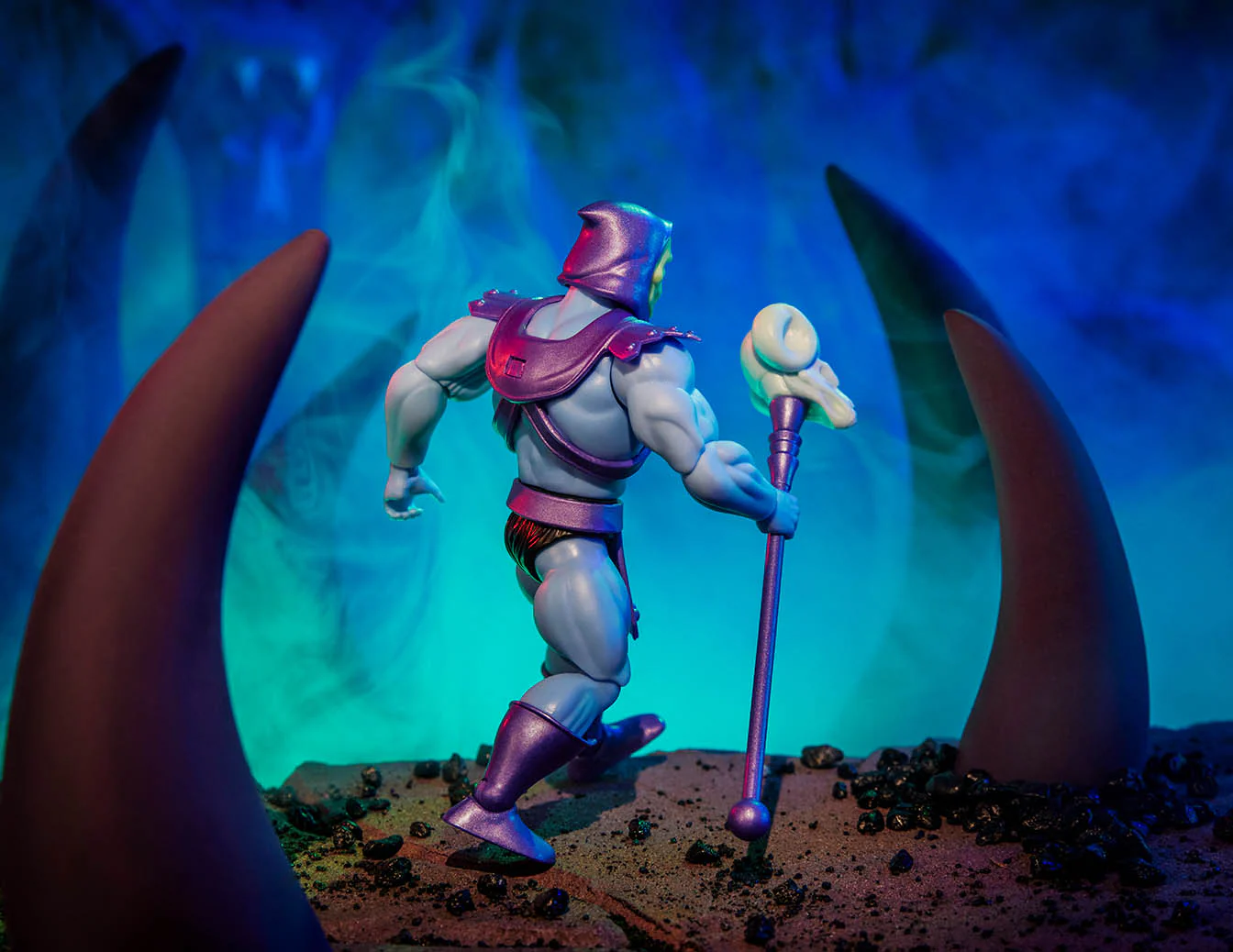 MOTU Skeletor x VeeFriends Skilled Skeleton 2-Pack - Image 6
