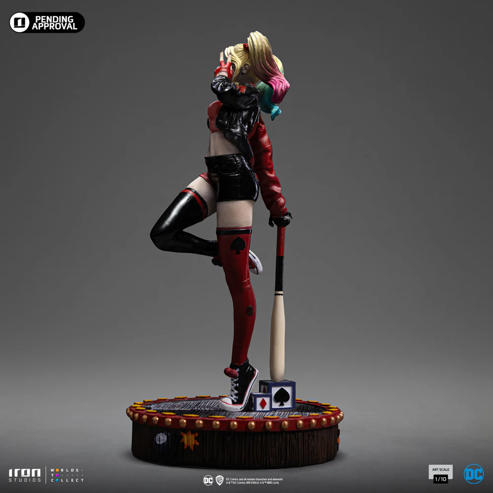[PRE-ORDER]  Harley Quinn (Gotham City Sirens) 1:10 Scale Statue - Image 9