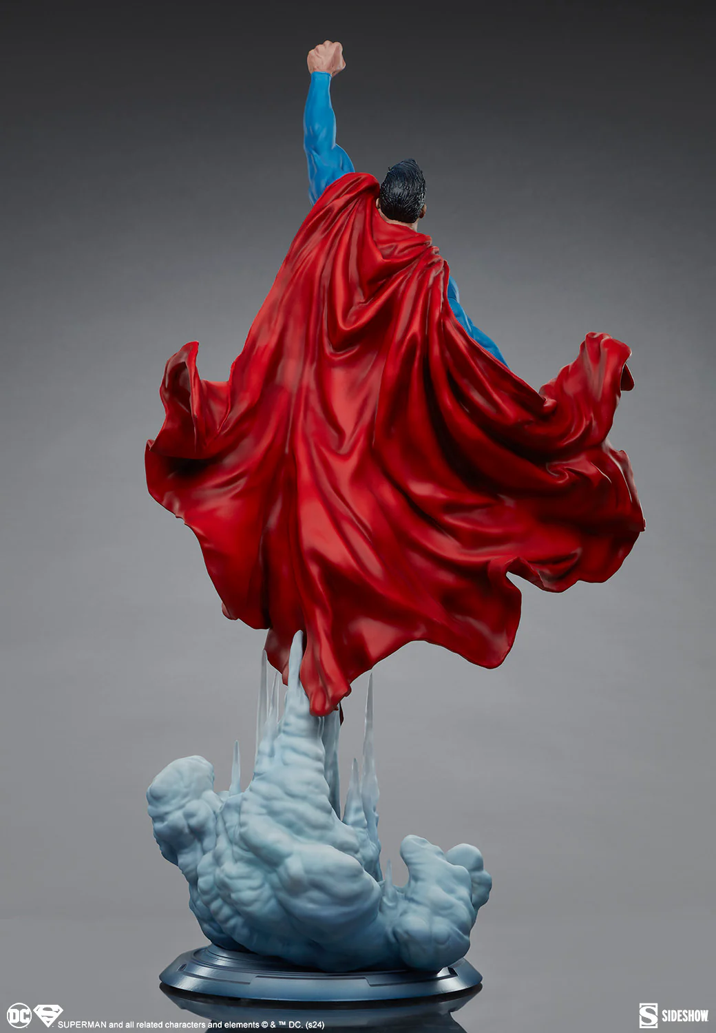 Superman Premium Format™ Figure - Image 12