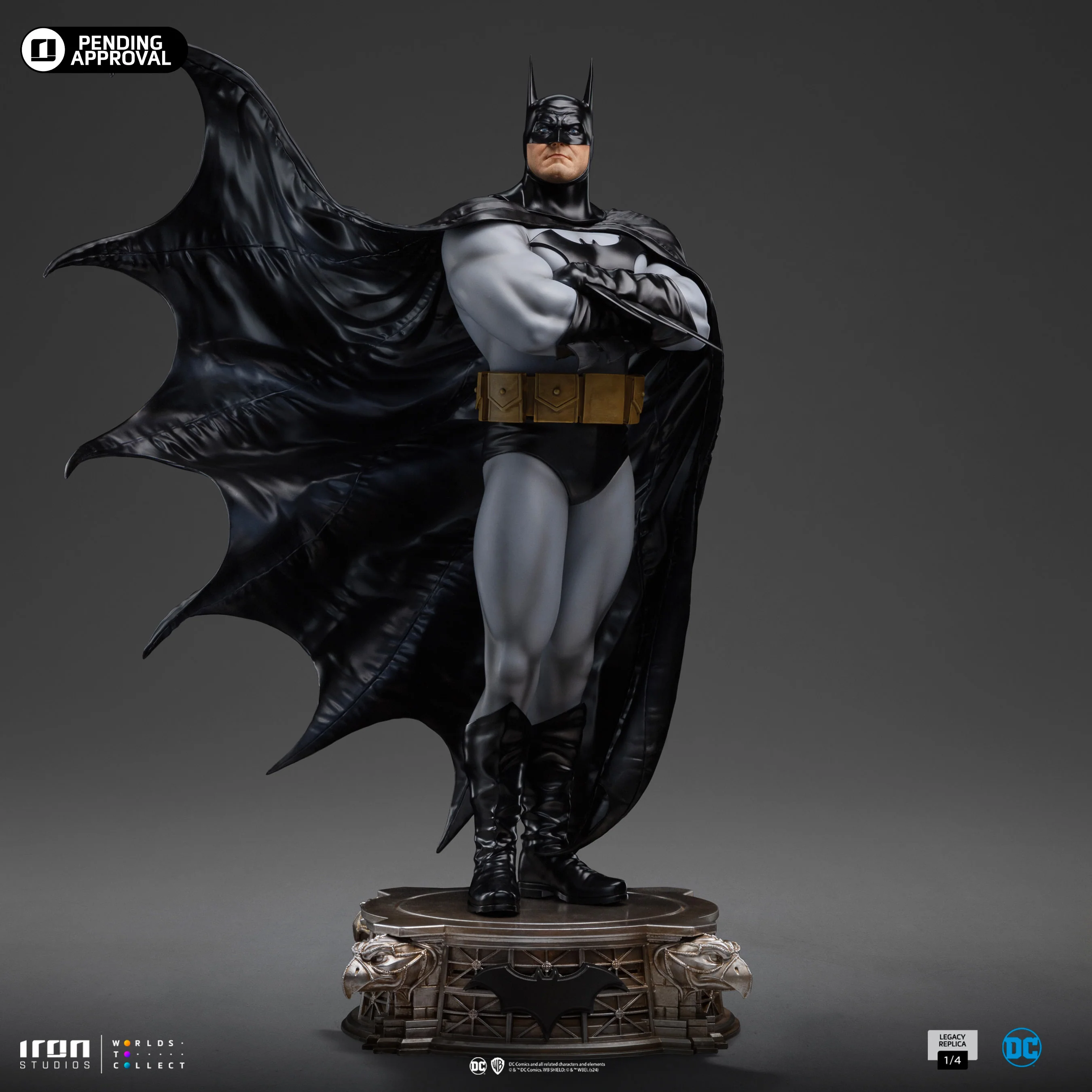 [PREORDER] Batman DC Trinity Quarter Scale Statue - Image 5