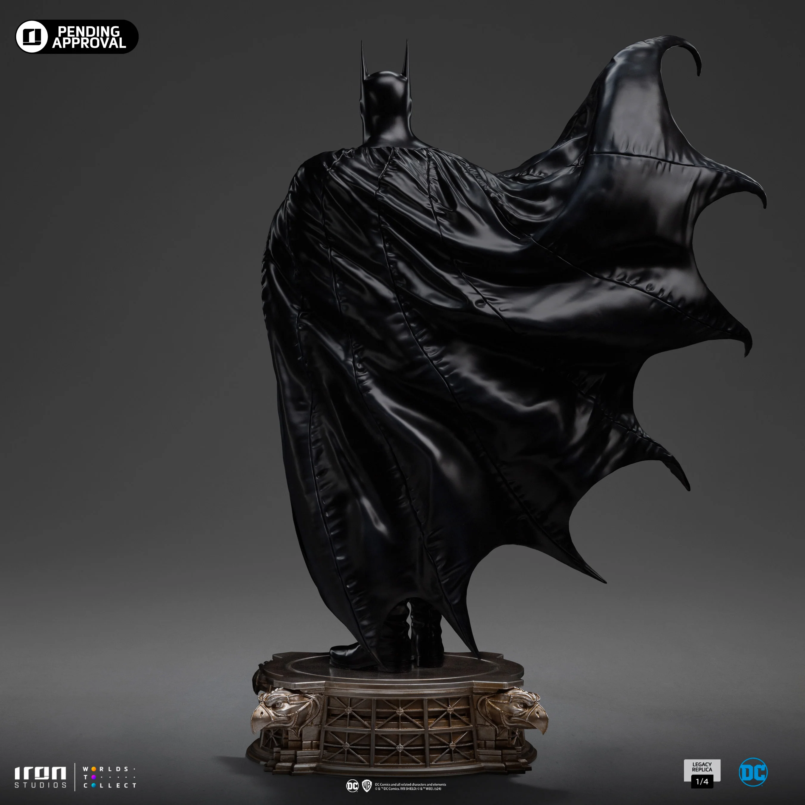 [PREORDER] Batman DC Trinity Quarter Scale Statue - Image 7
