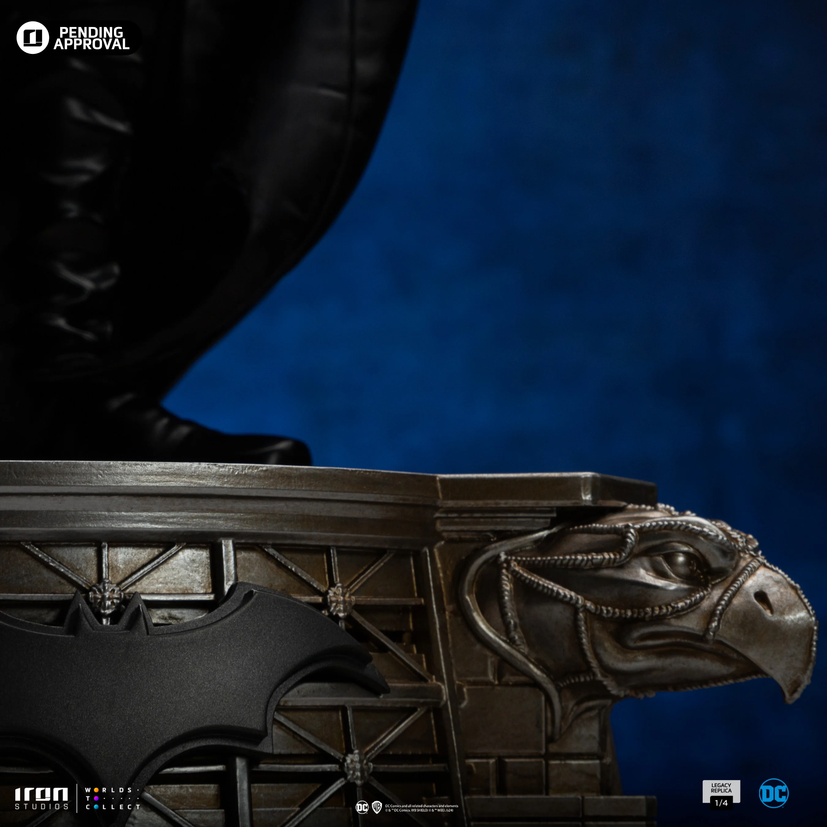 [PREORDER] Batman DC Trinity Quarter Scale Statue - Image 8