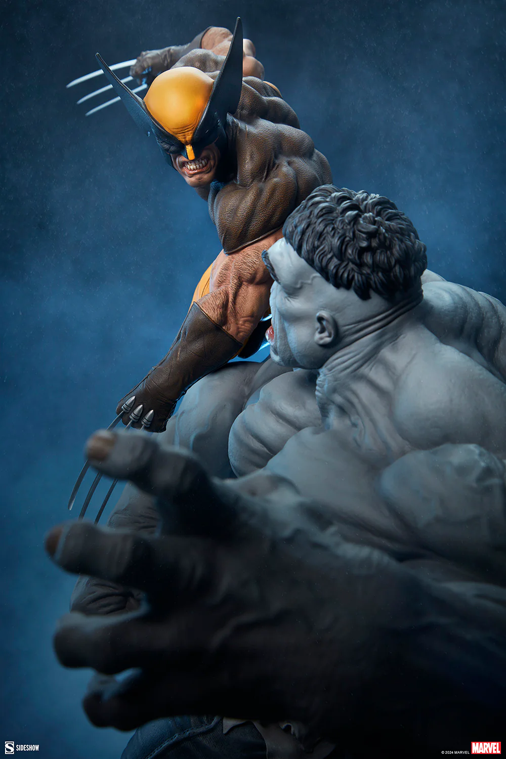 [PREORDER] Grey Hulk vs Wolverine Maquette - Image 5