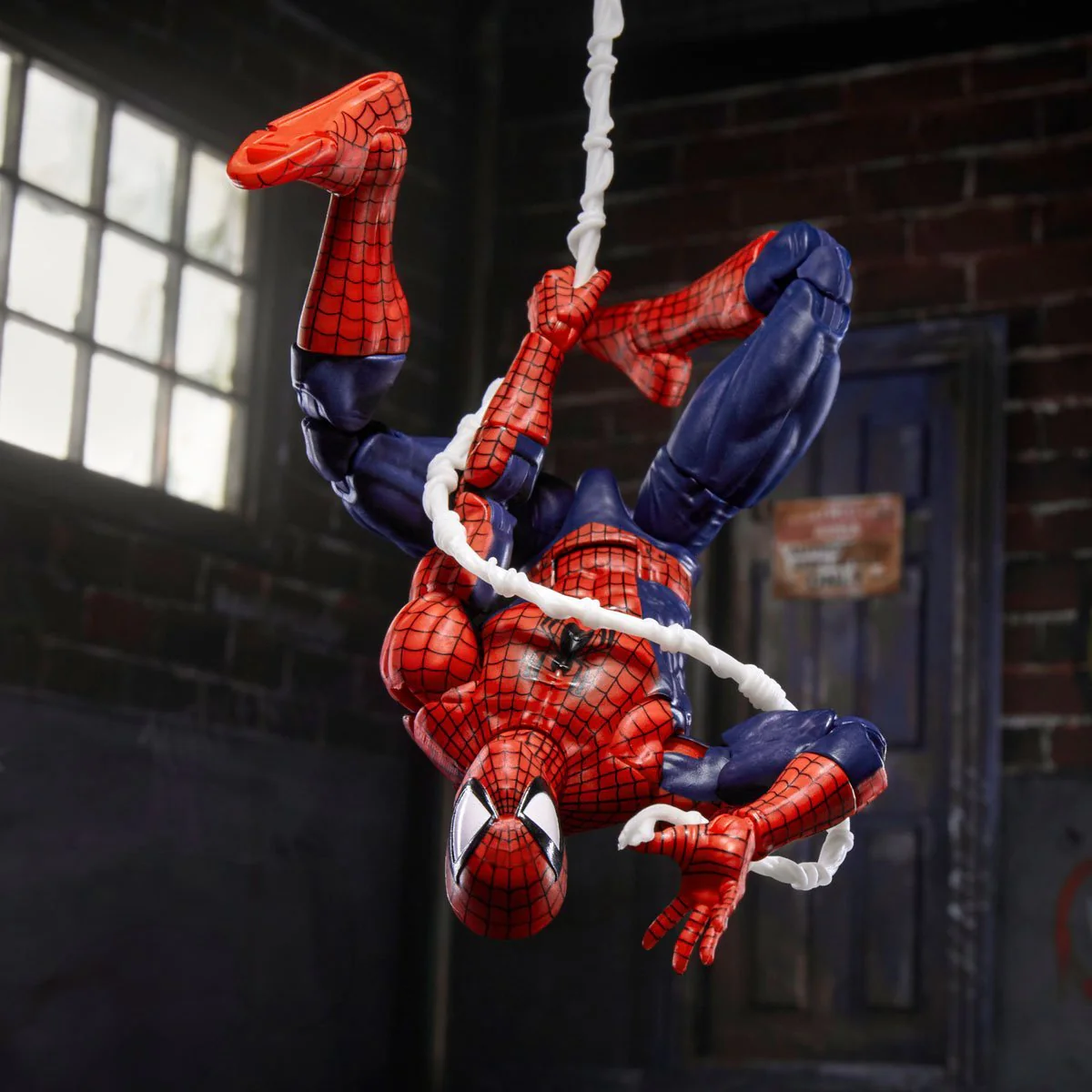 Marvel Legends Maximum Series Spider-Man 6-Inch Action Figure - Image 16