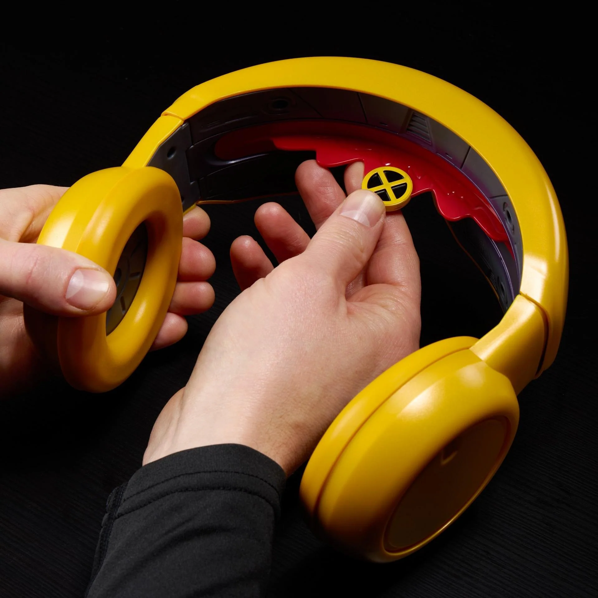 [PREORDER] Marvel Legends Series X-Men ’97 Cyclops Premium Roleplay Visor | Hasbro - Image 4