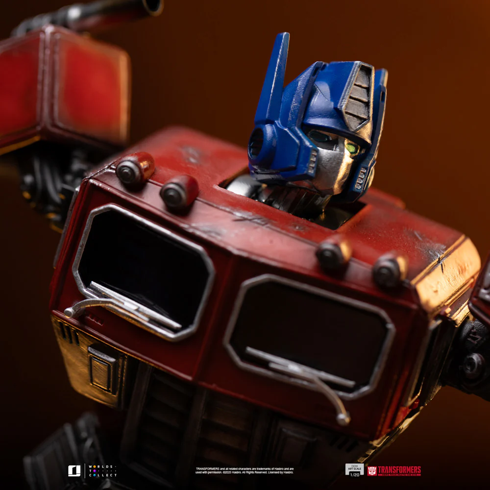 [PREORDER] Optimus Prime Statue - Image 4
