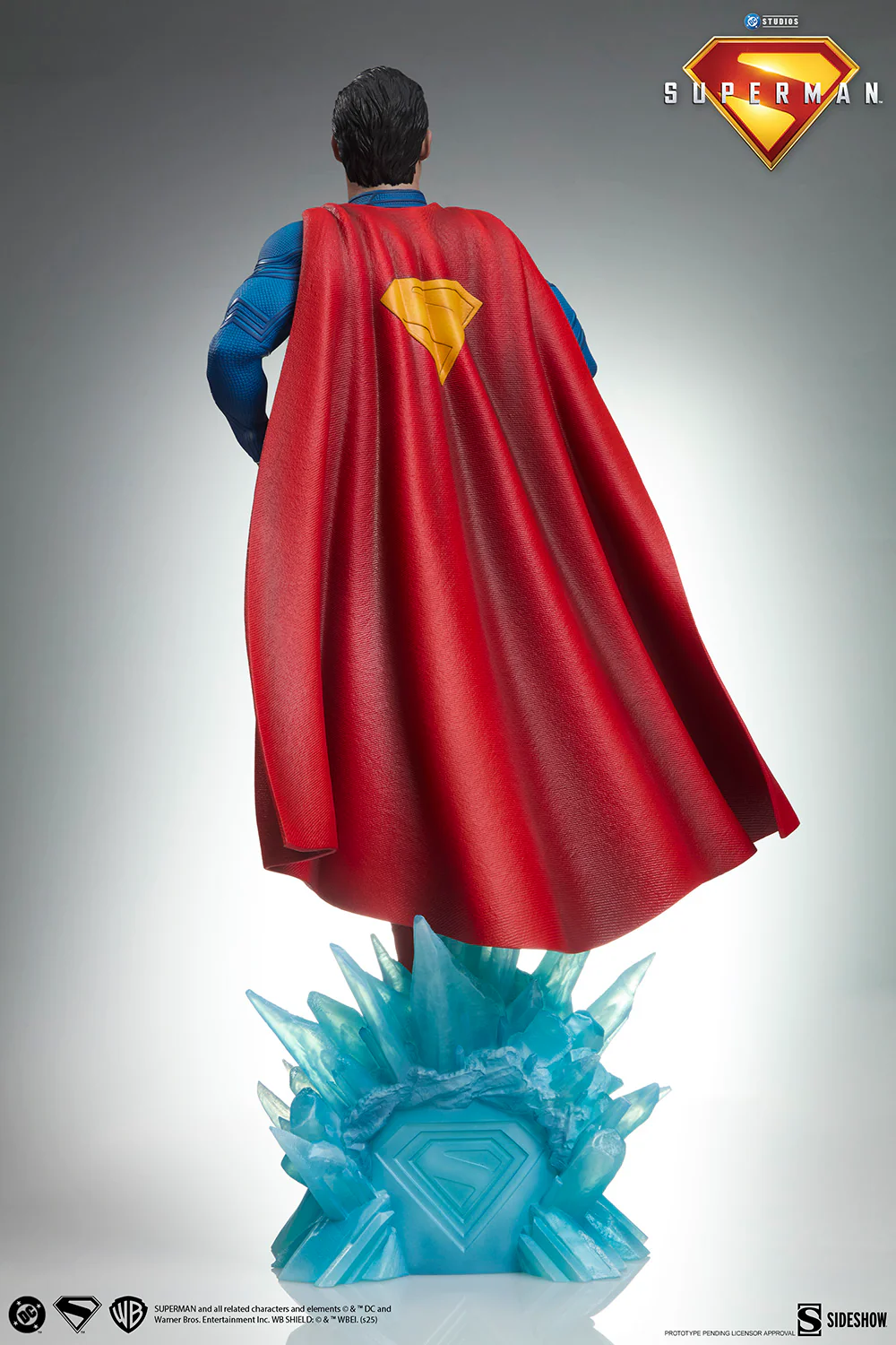 [PREORDER] Superman™ Premium Format™ Figure - Image 11
