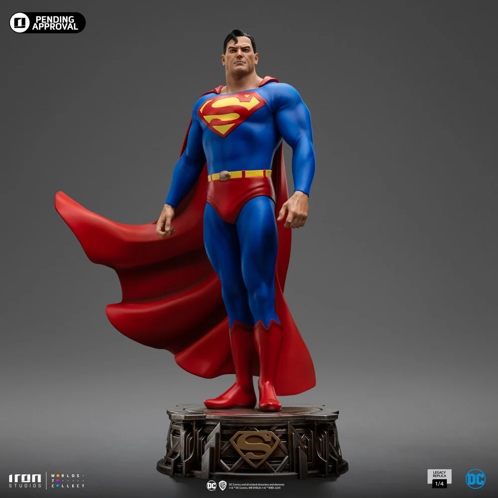 [PREORDER] Superman DC Trinity Quarter Scale Statue - Image 5