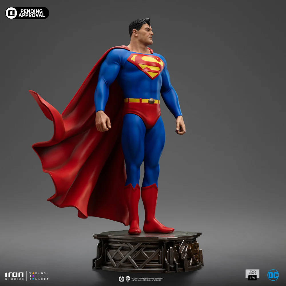 [PREORDER] Superman DC Trinity Quarter Scale Statue - Image 6