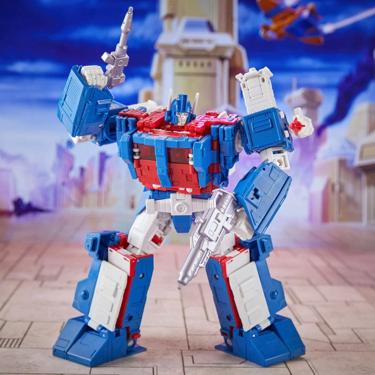 Transformers Studio Series 86 Commander Ultra Magnus - Image 12