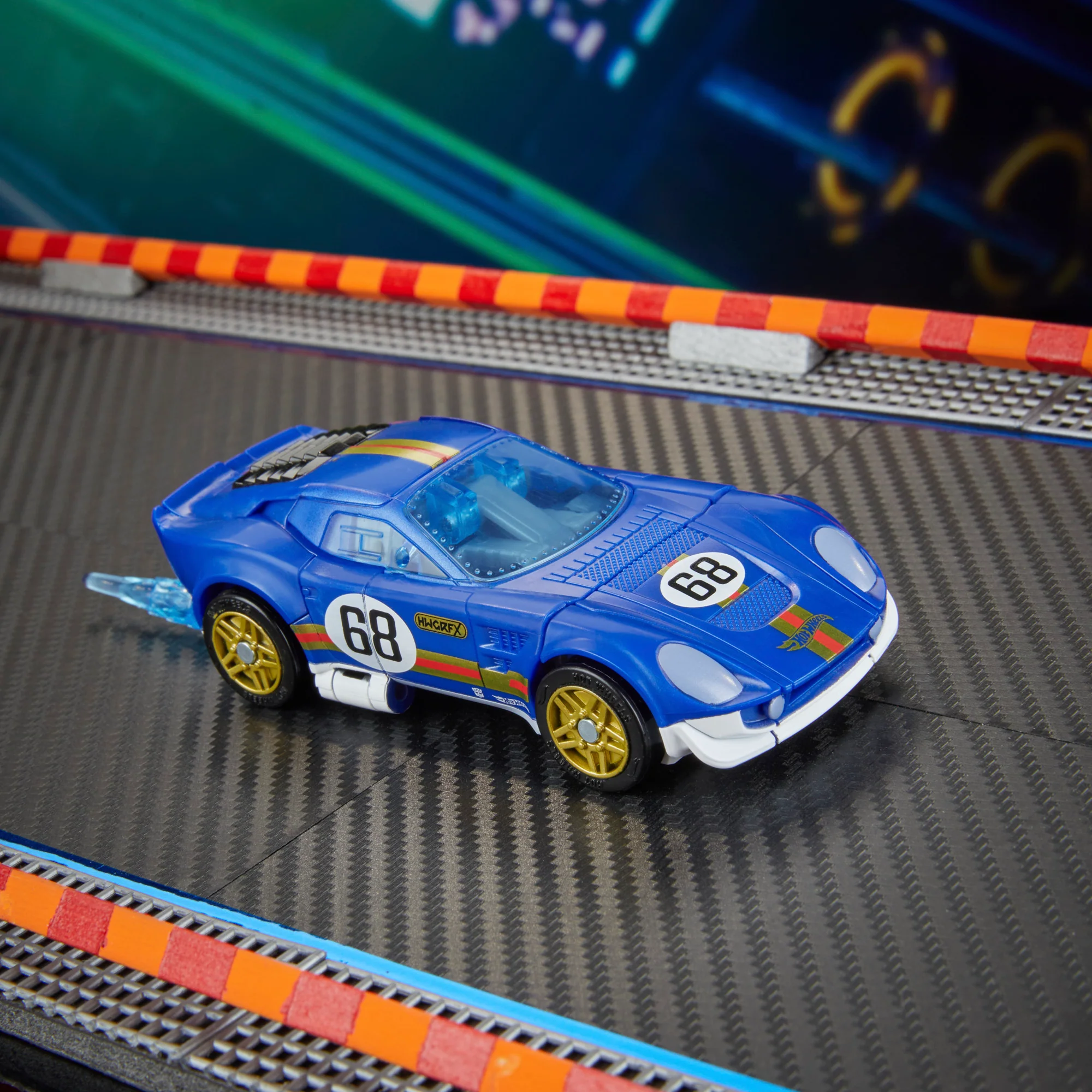 Transformers Collaborative Hot Wheels® x Transformers El Segundo Coupe | Action Figure | Hasbro - Image 4