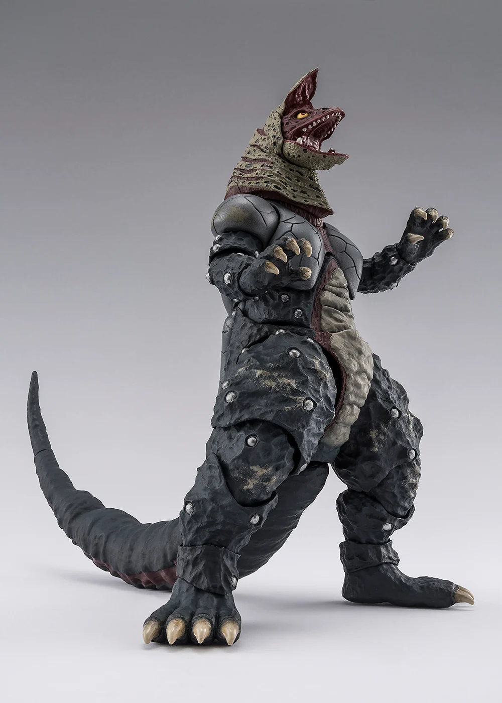 [PREORDER] Ultraman Golza 30th Anniversary Edition | Tamashii Nations | S.H.Figuarts - Image 3