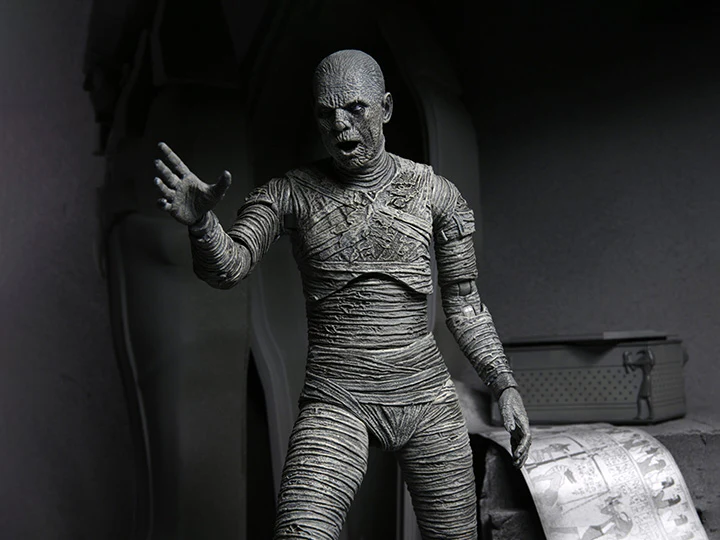 UNIVERSAL MONSTERS ULTIMATE MUMMY B/W FIGURE 7" - Image 2